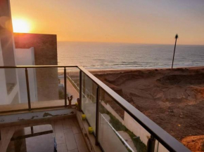 Stylish apartment with sea view